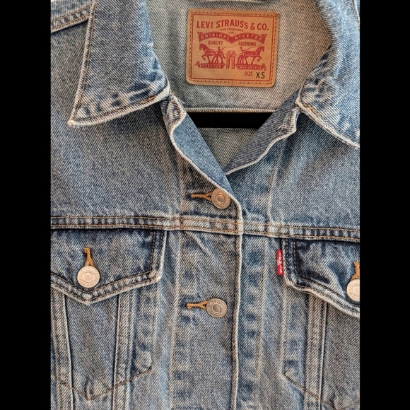 Levi's Ex-Boyfriend Trucker Jacket - Picture 6 of 13